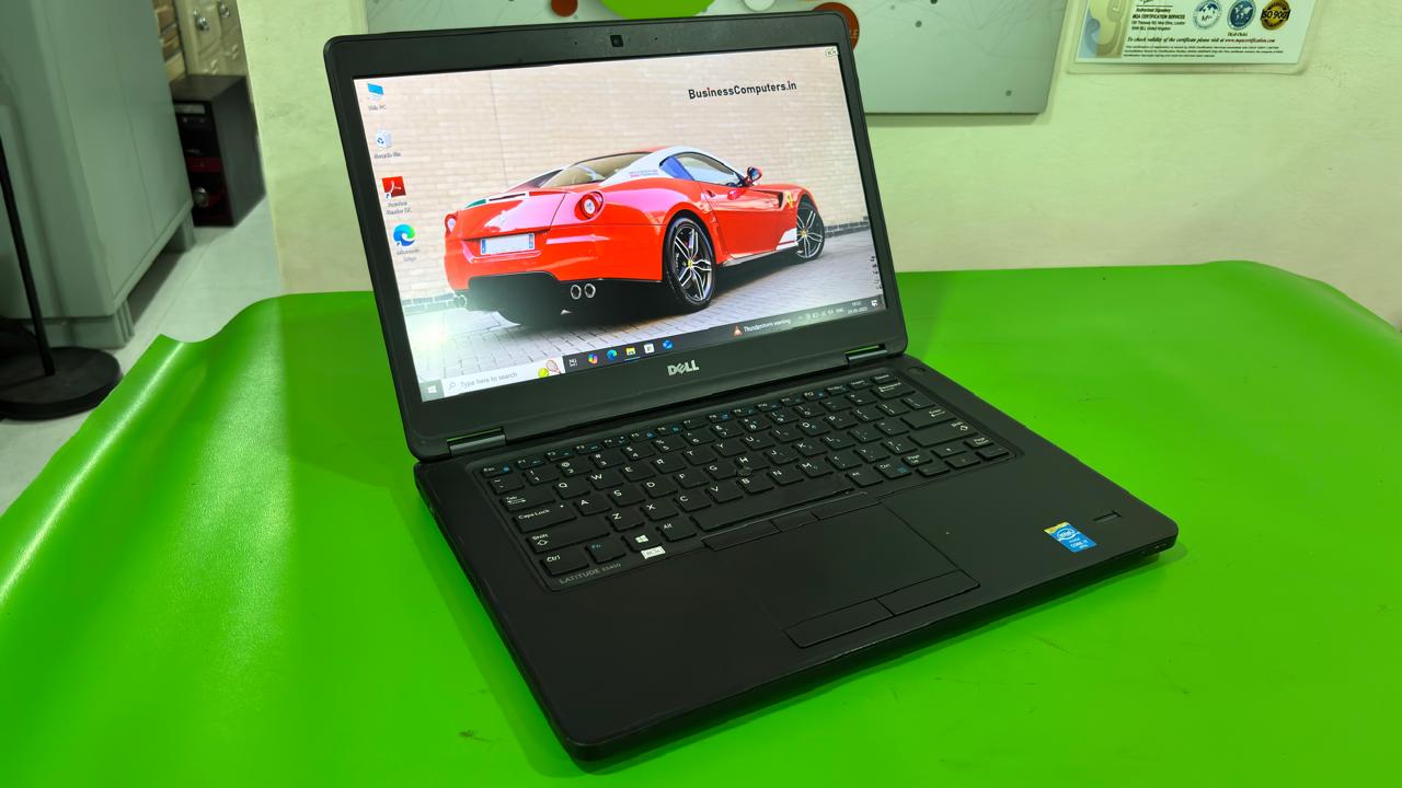Dell Latitude 5590 i5, 7th Gen | 8 GB | 256 SSD